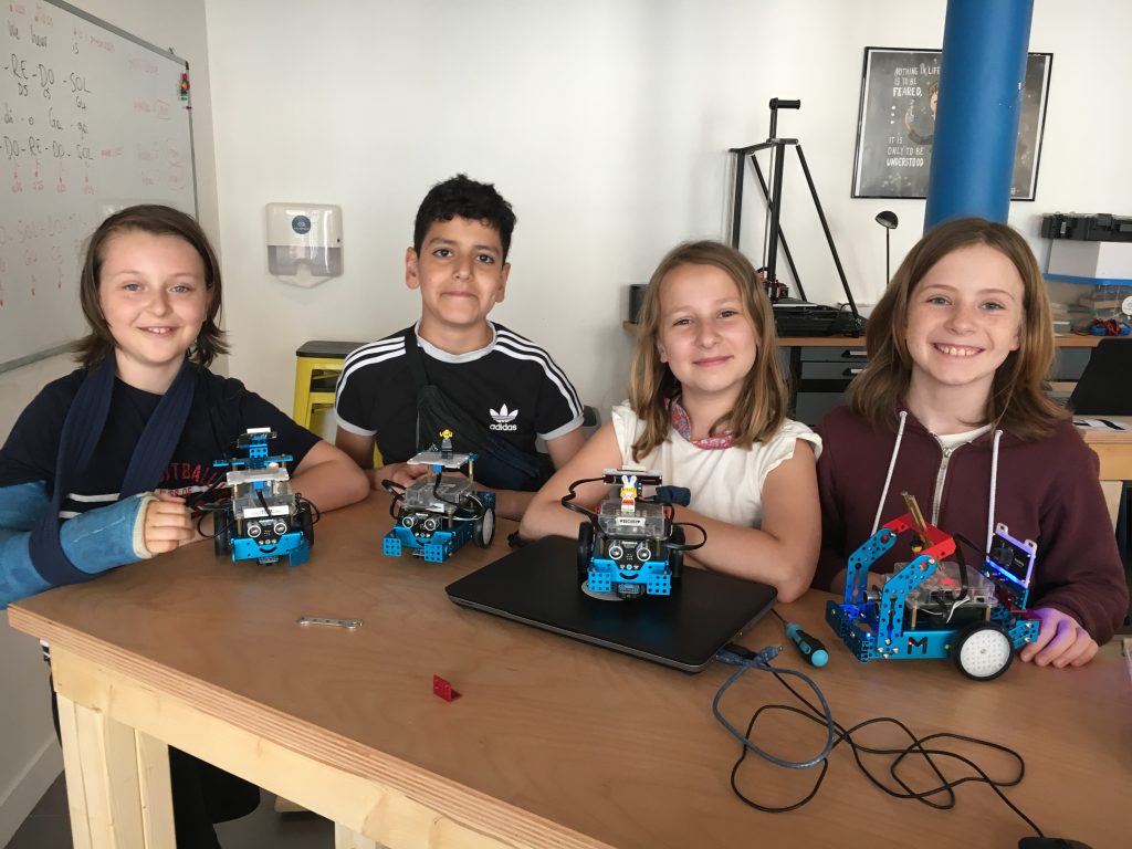 Construis et programme un Robot de course!