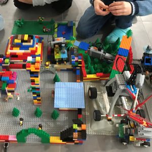 On construit une ville Lego